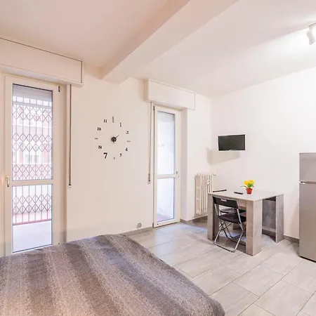 Apartment Monolocale Giulio Cesare