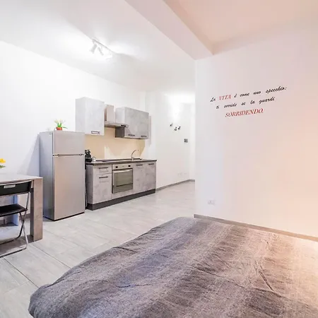 Monolocale Giulio Cesare Apartment Novara